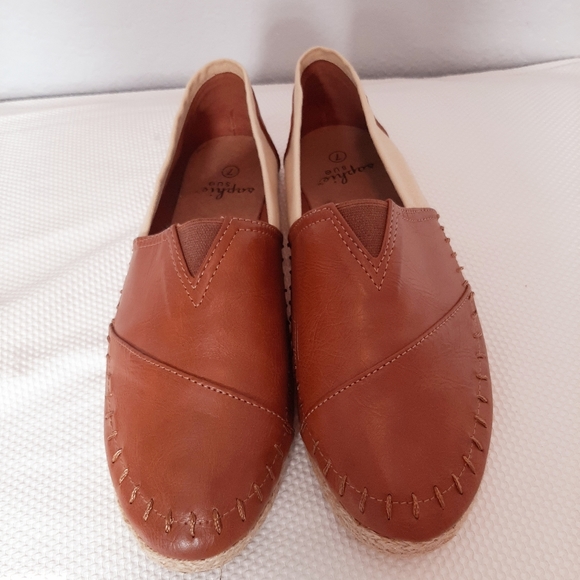 Leather casual shoes - Picture 3 of 10